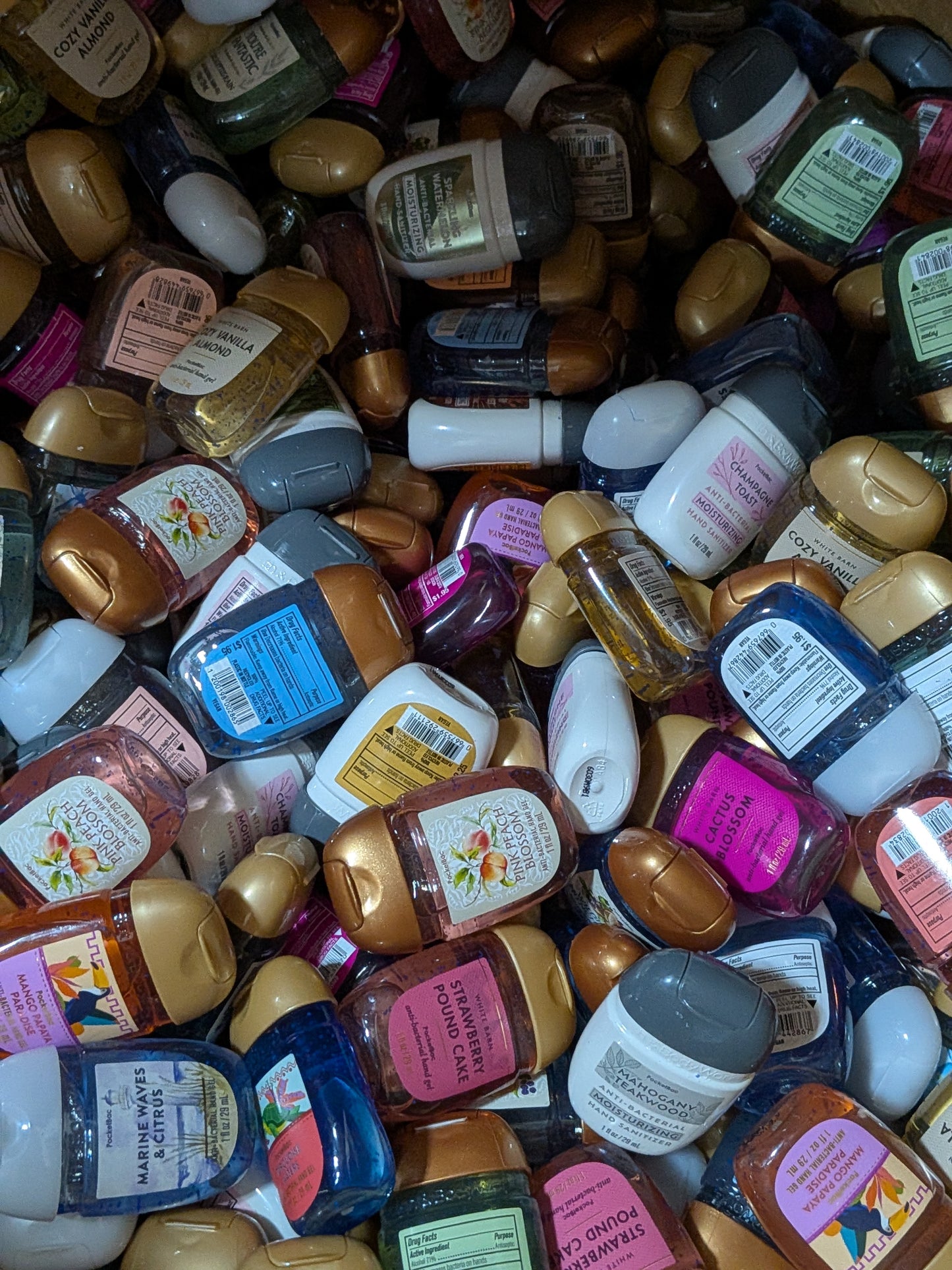 Bath & Body Works Hand Sanitizer - Manitas Limpias (10 Unidades)