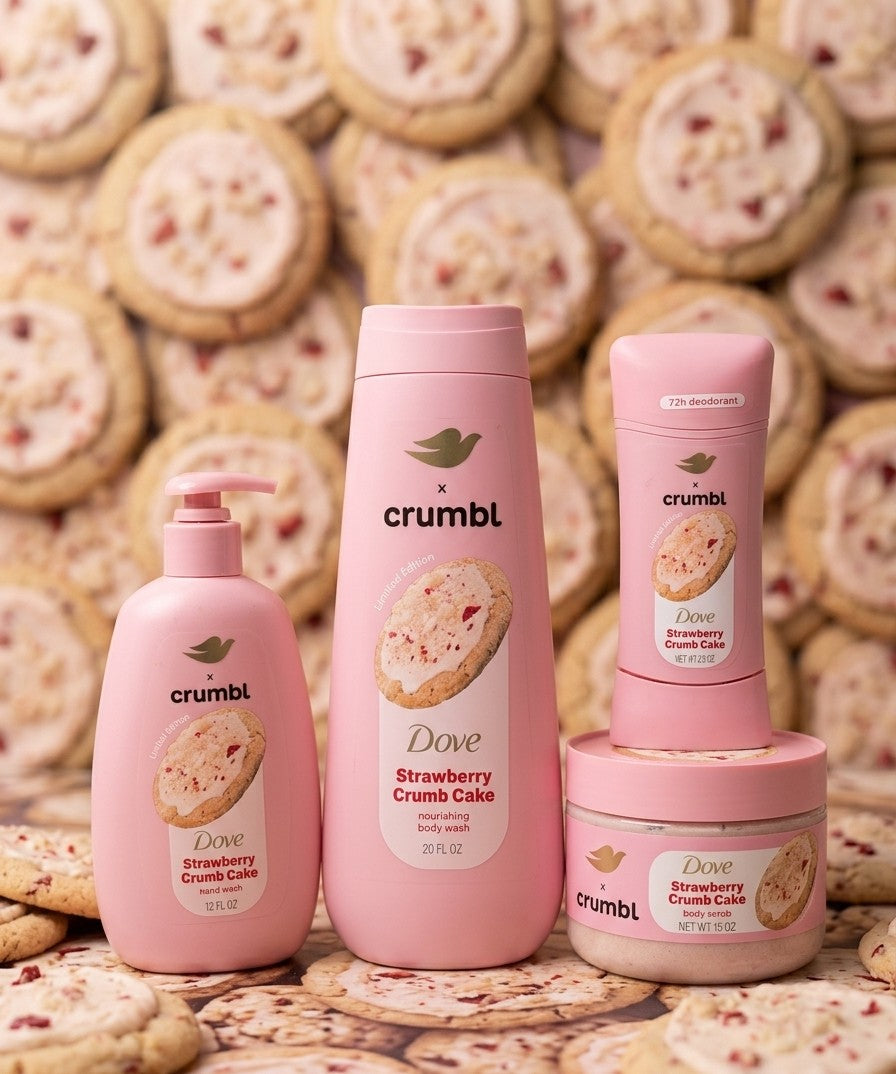 Crumbl Cookie Strawberry Crumb Cake Gift Set (4 Artículos)